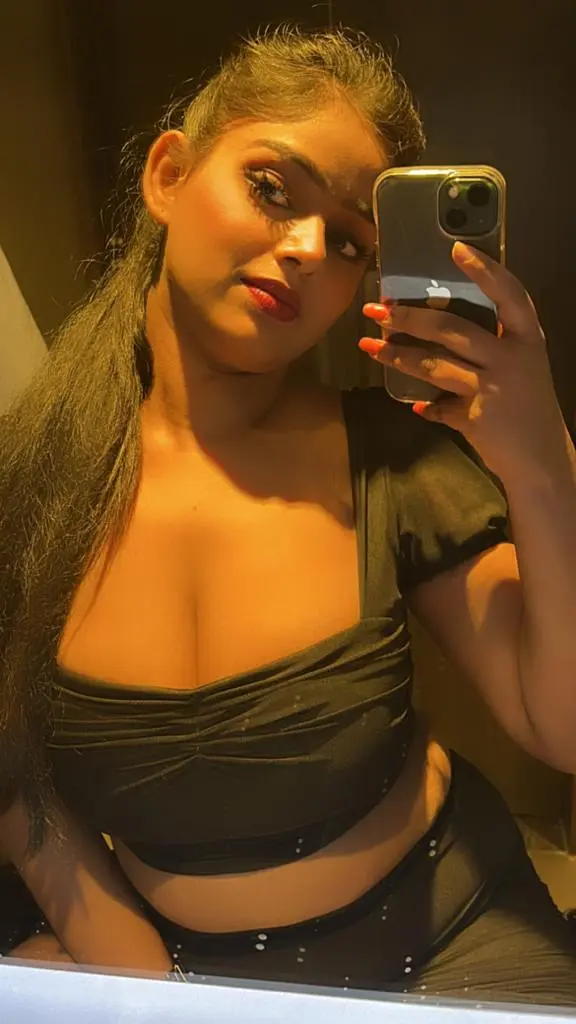 mouni- Mumbai Call Girl