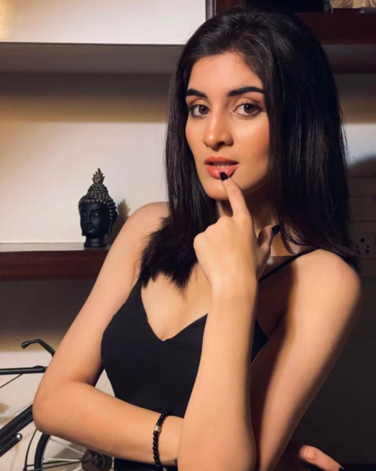 Neha - Mumbai Call Girl